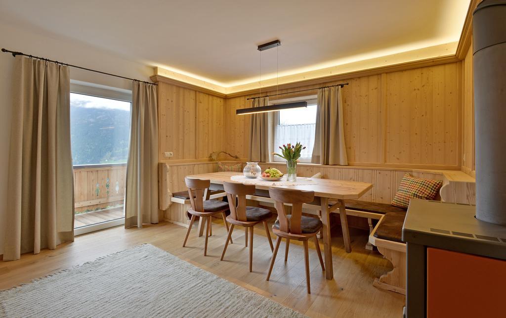 Bergchalet Emberg Aschau Im Zillertal Zimmer foto