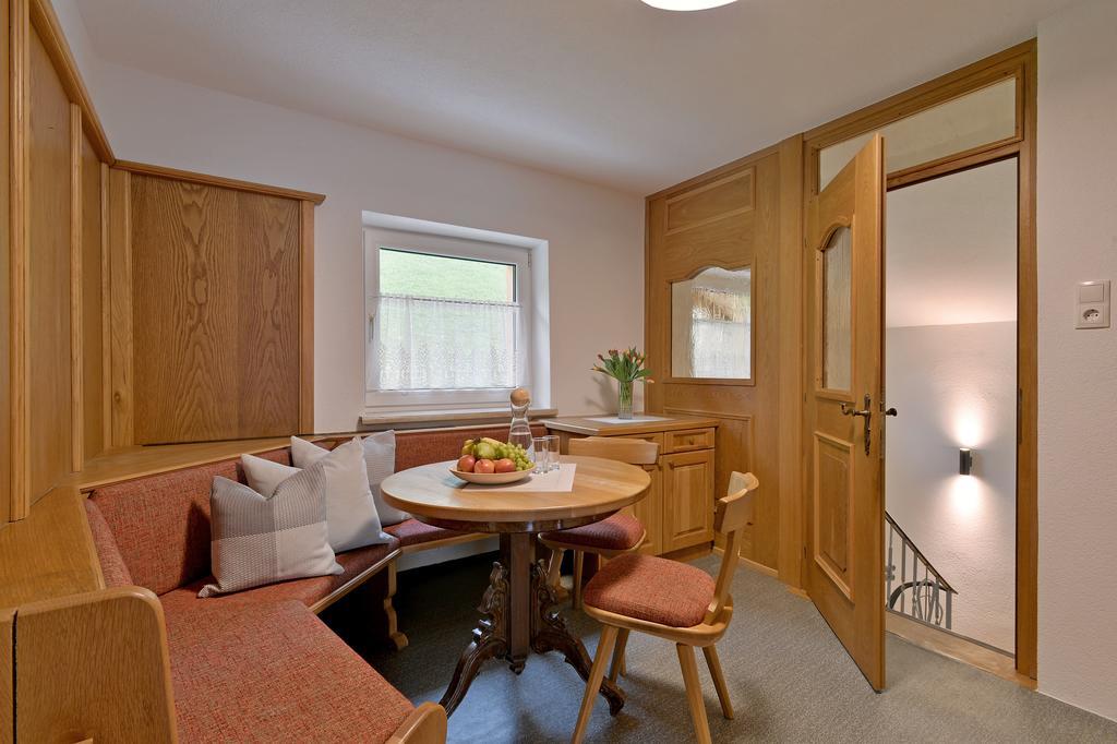 Bergchalet Emberg Aschau Im Zillertal Zimmer foto